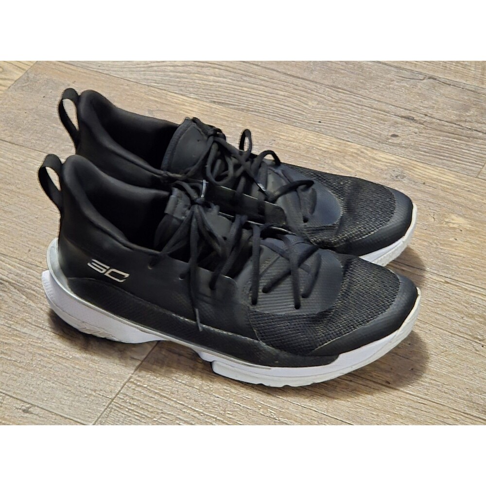 Under Armour Curry 7 Team In Black & White - Size 14